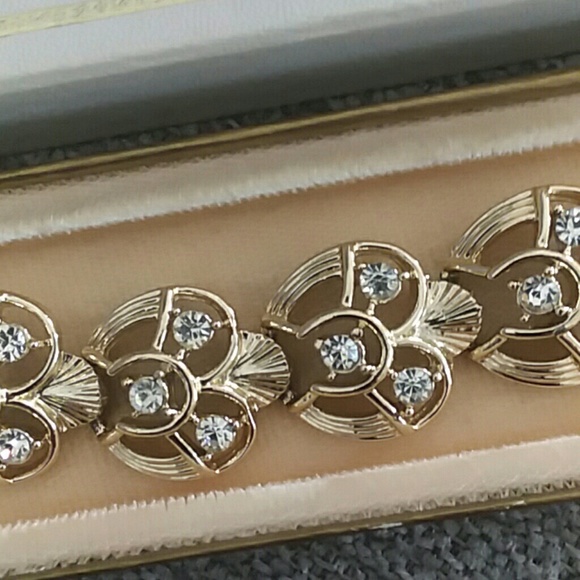 Vintage Coro Goldplated Rhinestone Bracelet - Picture 5 of 6
